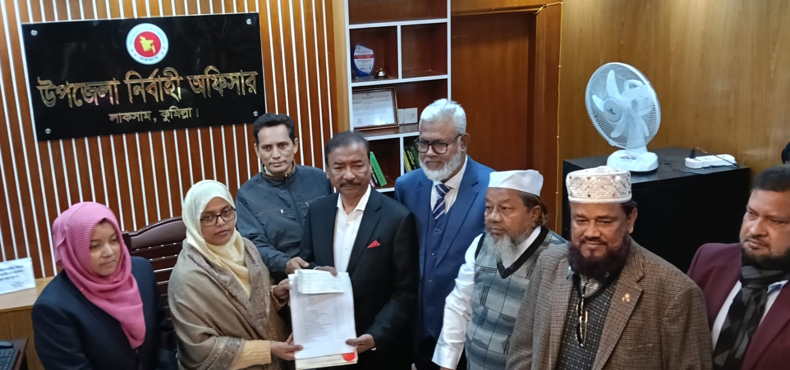 কুমিল্লা -৯ আসনে ধানের শীষের প্রার্থী আবুল কালামের মনোনয়নপত্র দাখিল