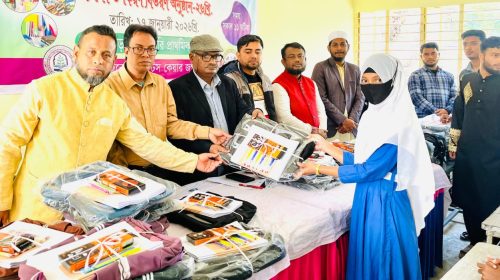 হাজী আব্দুর রশীদ ফাউন্ডেশন ও স্টুডেন্টস কেয়ার জগন্নাথপুর কর্তৃক শিক্ষা উপকরণ বিতরণ