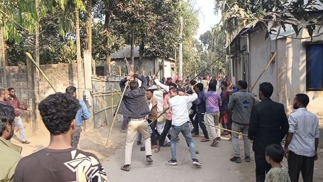 নির্বাচনী প্রচারনাকে কেন্দ্র করে ললামনিরহাটে জামায়া-বিএনপি সঘর্ষে আহত ১১
