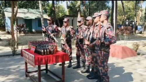সুনামগঞ্জের সীমান্ত এলাকায় পৃথক অভিযান চালিয়ে বিপুল পরিমান ভারতীয় মদ জব্দ করেছে বিজিবি