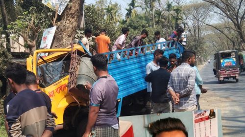 পাবনায় সড়ক দুর্ঘটনায় নিহত ১, আহত ১ জন