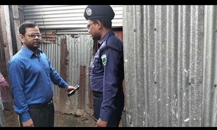 পাঁচবিবিতে ইউএনও'র মাদক বিরোধী অভিযান