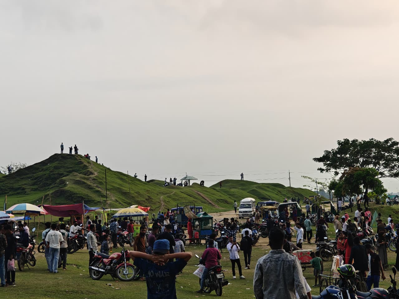 সুনামগঞ্জে পর্যটক দের মিলন মেলা