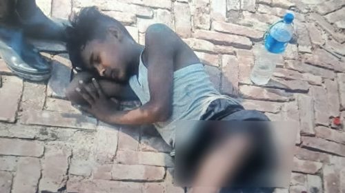 কক্সবাজারে নাফ নদীর তীরে মাইন বিস্ফোরণে পা বিচ্ছিন্ন রোহিঙ্গা কিশোরের