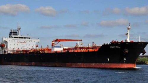 দেশে চরম অকটেন সংকটের মধ্যে ২৬ হাজার অকটেন সহ চট্টগ্রাম বন্দরে ভিড়ল দুই জ্বালানিবাহী জাহাজ