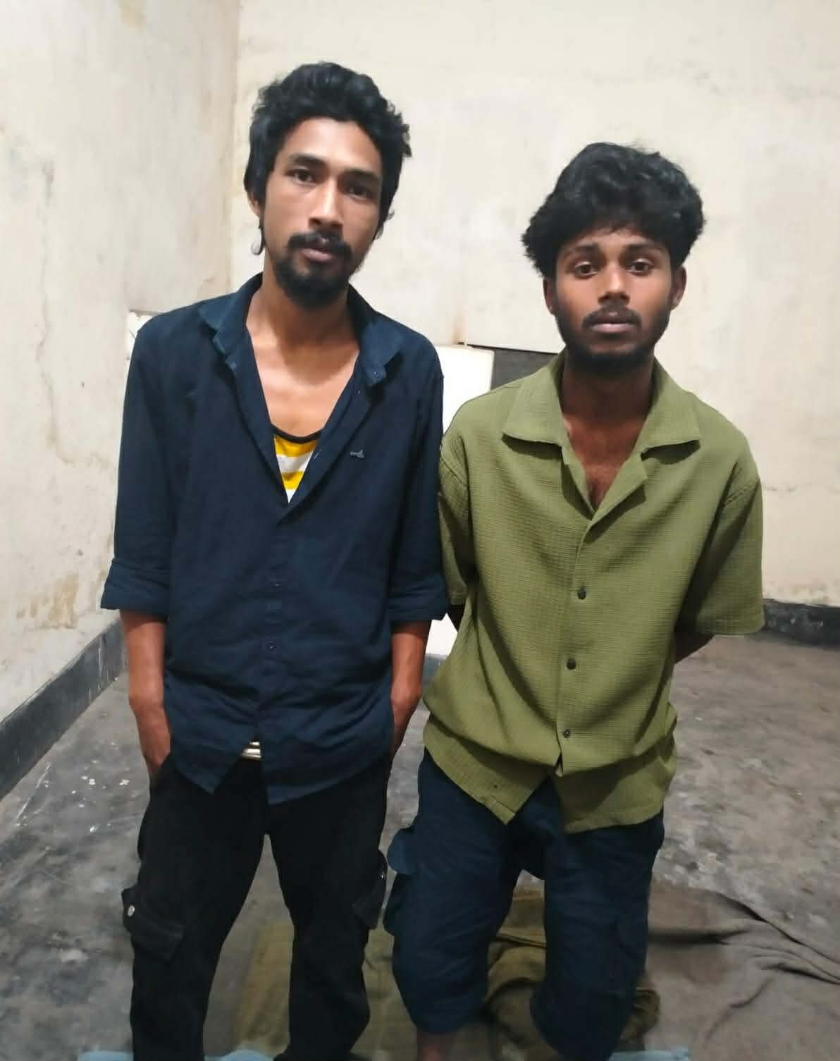 ঠাকুরগাঁওয়ের ভূল্লীতে পুলিশের অভিযানে মাদকসহ গ্রেপ্তার ২