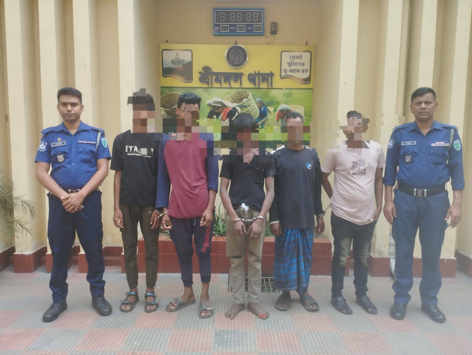 শ্রীমঙ্গলে অস্ত্র সহ একটি চক্রের দৌরাত্ম্য—নাটকীয়ভাবে আটক ৫ জন