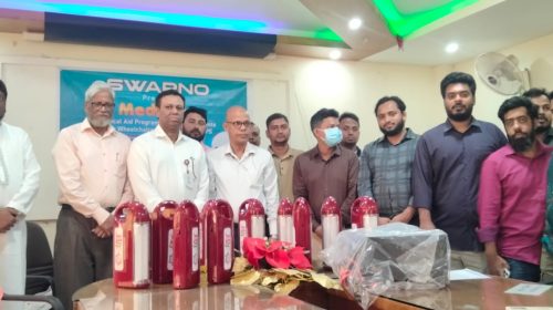 চাঁপাইনবাবগঞ্জে ২৭ বোতল ভারতীয় মদ জব্দ করল ৫৩ বিজিবি