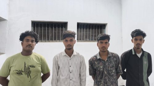 সার্কেল এএসপির অভিযানে ভূরুঙ্গামারীতে ১১৯ পিস ইয়াবাসহ ৪ জন গ্রেফতার